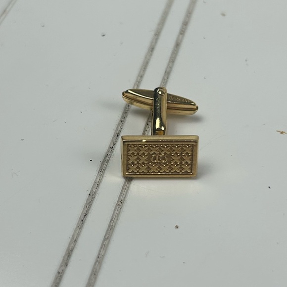 Christian Dior Vintage Rare Gold Designer Cufflink - Picture 2 of 6